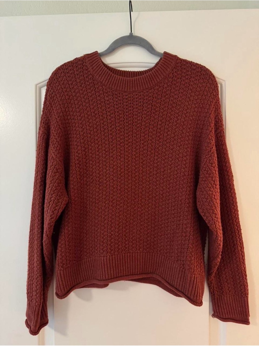 Universal Thread Women's Rust Textured Crewneck Sweater